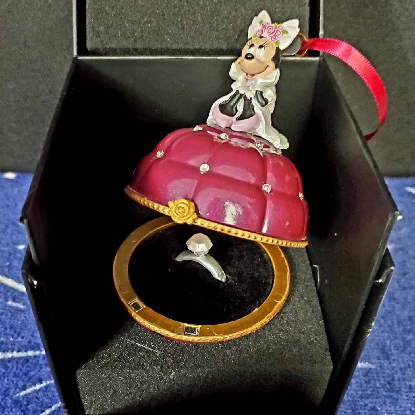2022 Disney Parks Sketchbook Ornament Engagement Box Minnie Mouse Wedding New