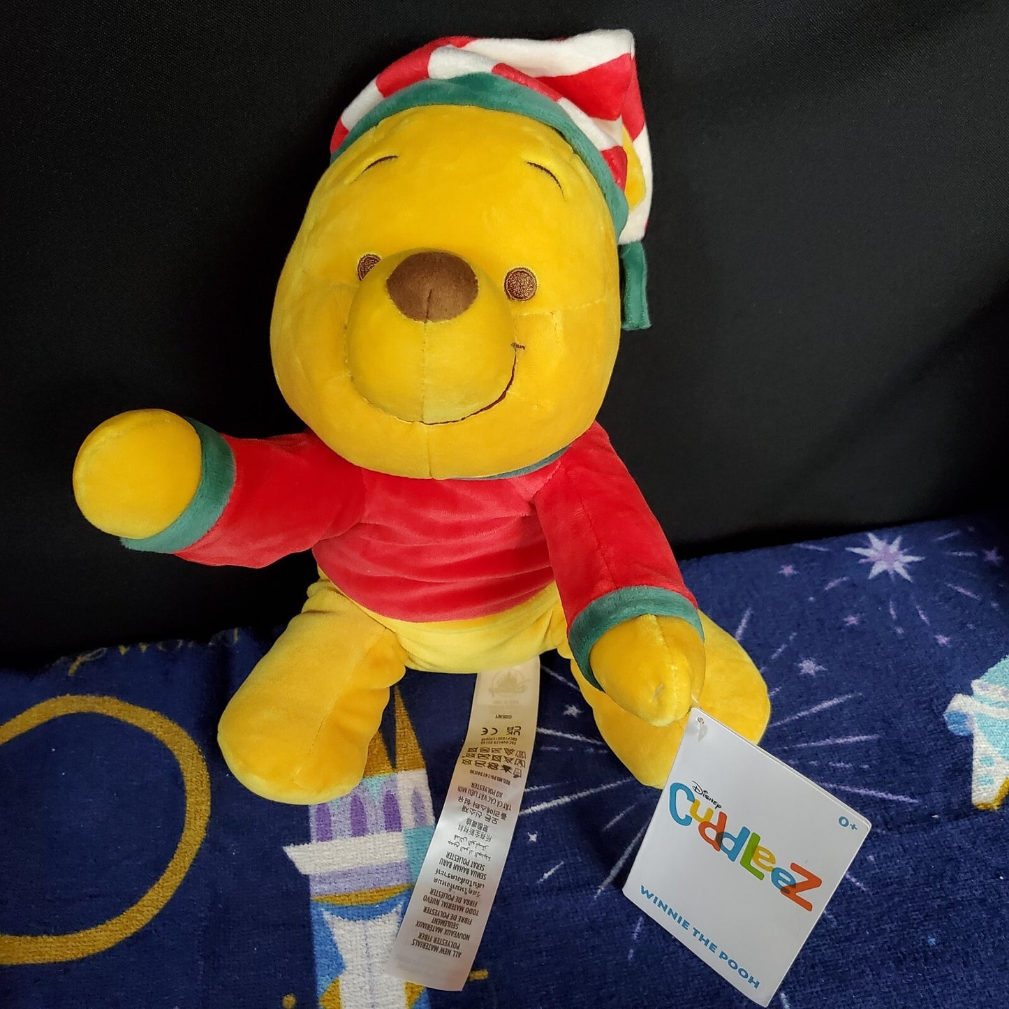 2022 Disney Parks Holiday Christmas Cuddleez Winnie The Pooh 13” Plush New