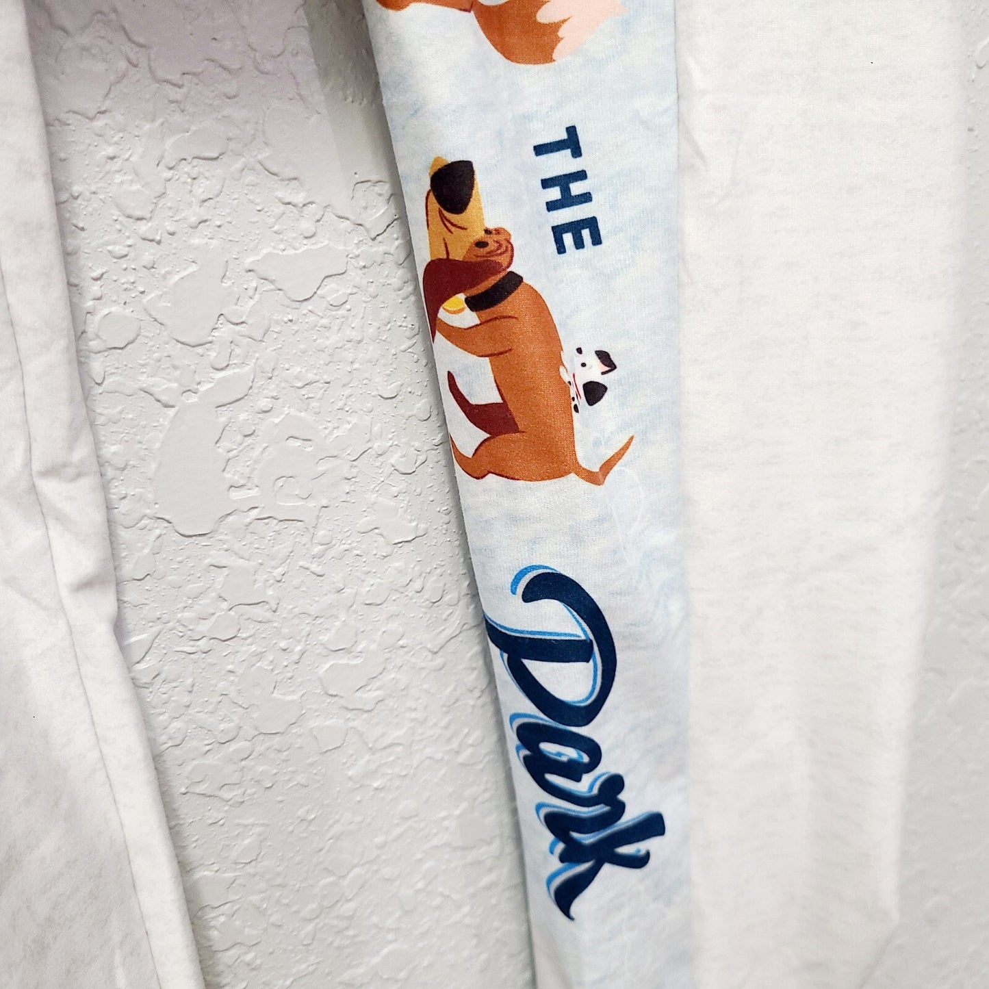 LARGE Walt Disney World Dogs Leggings Life Is A Walk in the Park Women Pluto NEW