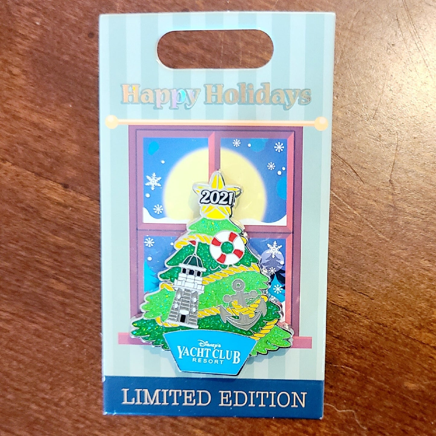 2021 Disney LE Pin Christmas Happy Holidays Yacht Club Resort Minnie Mouse