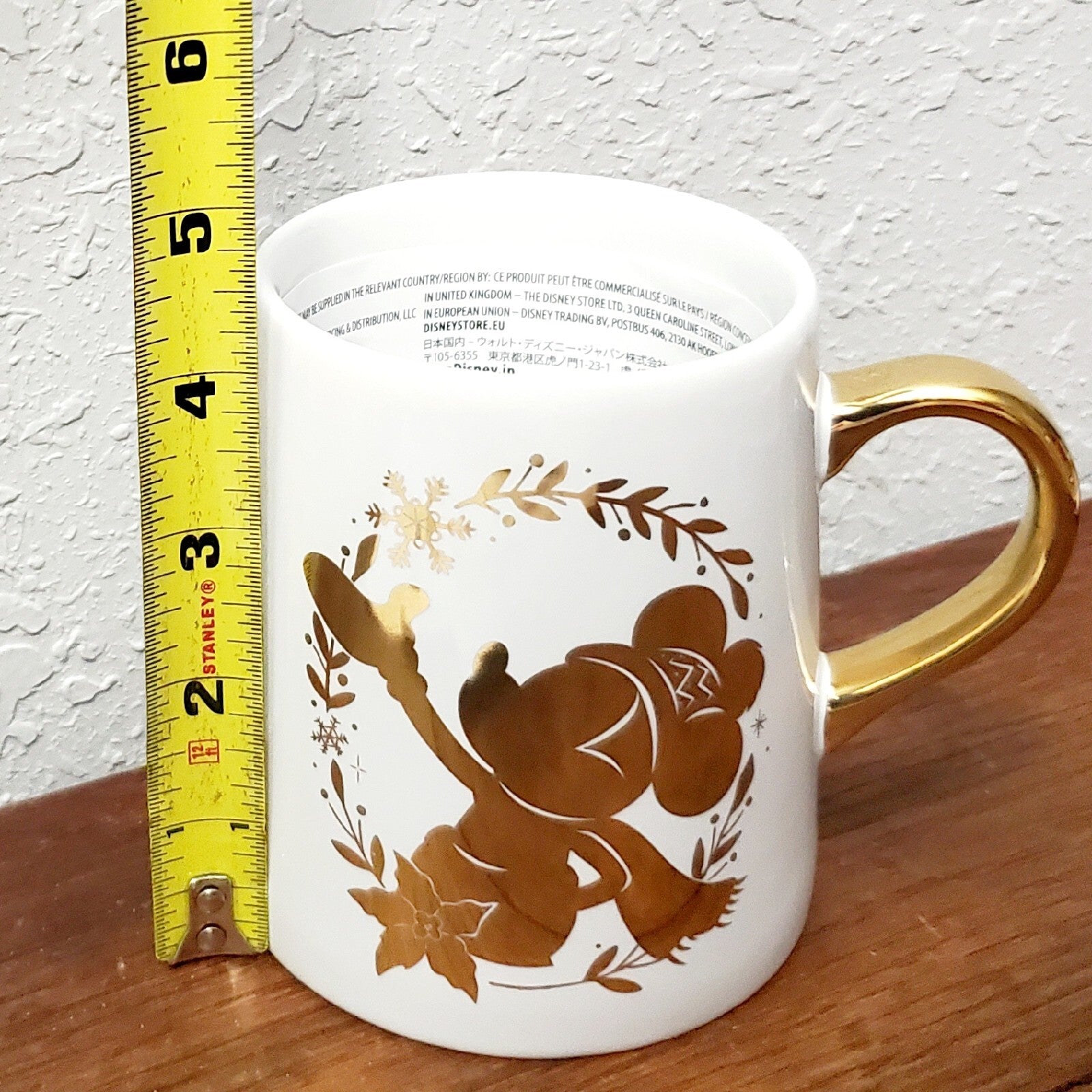 NEW Disney Parks Mickey & Minnie Mouse White & Gold 4.5" Mug Snowflakes Winter