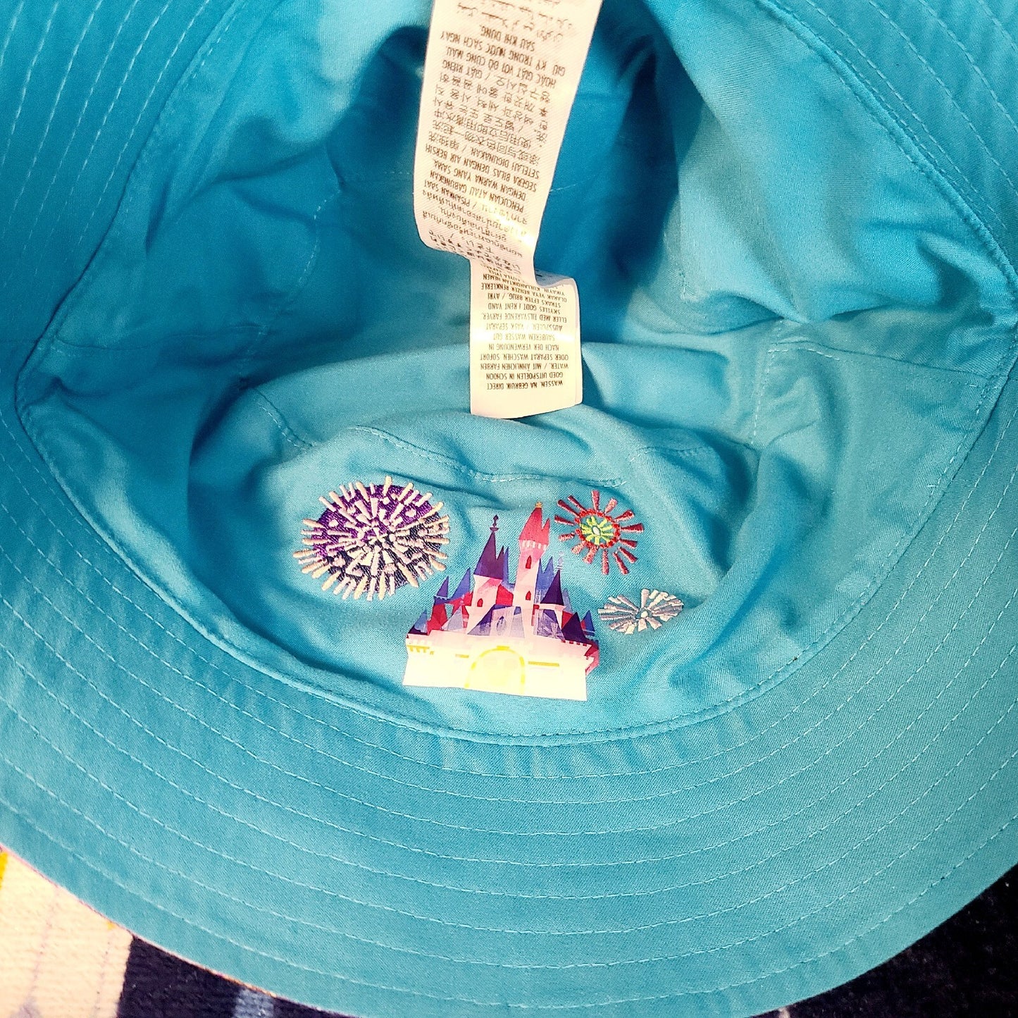 2023 Walt Disney World Parks Joey Chou Mickey Castle Reversable Bucket Hat New