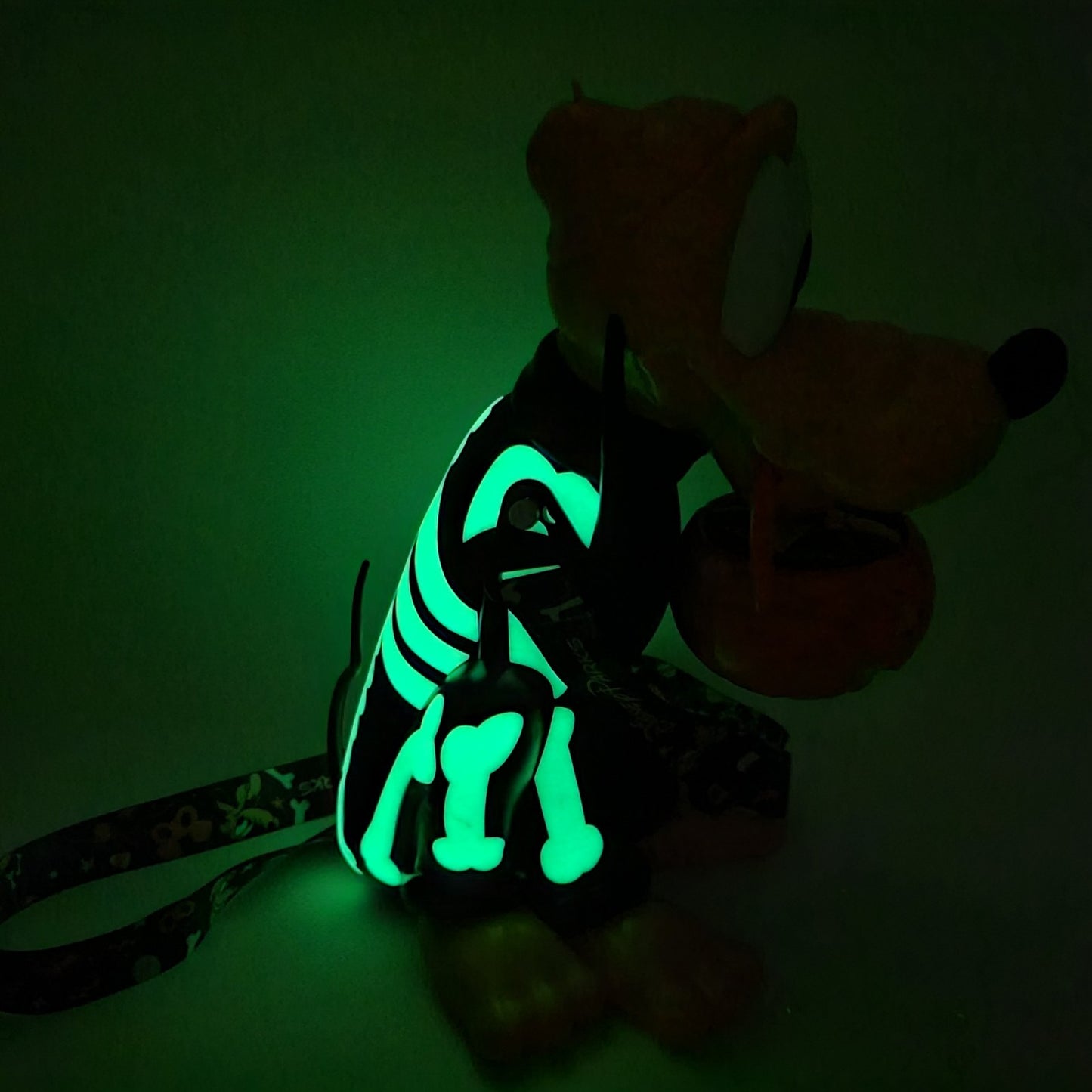 Disney Parks 2025 Halloween Pluto Skeleton Sipper Cup Light Up Pumpkin Bucket