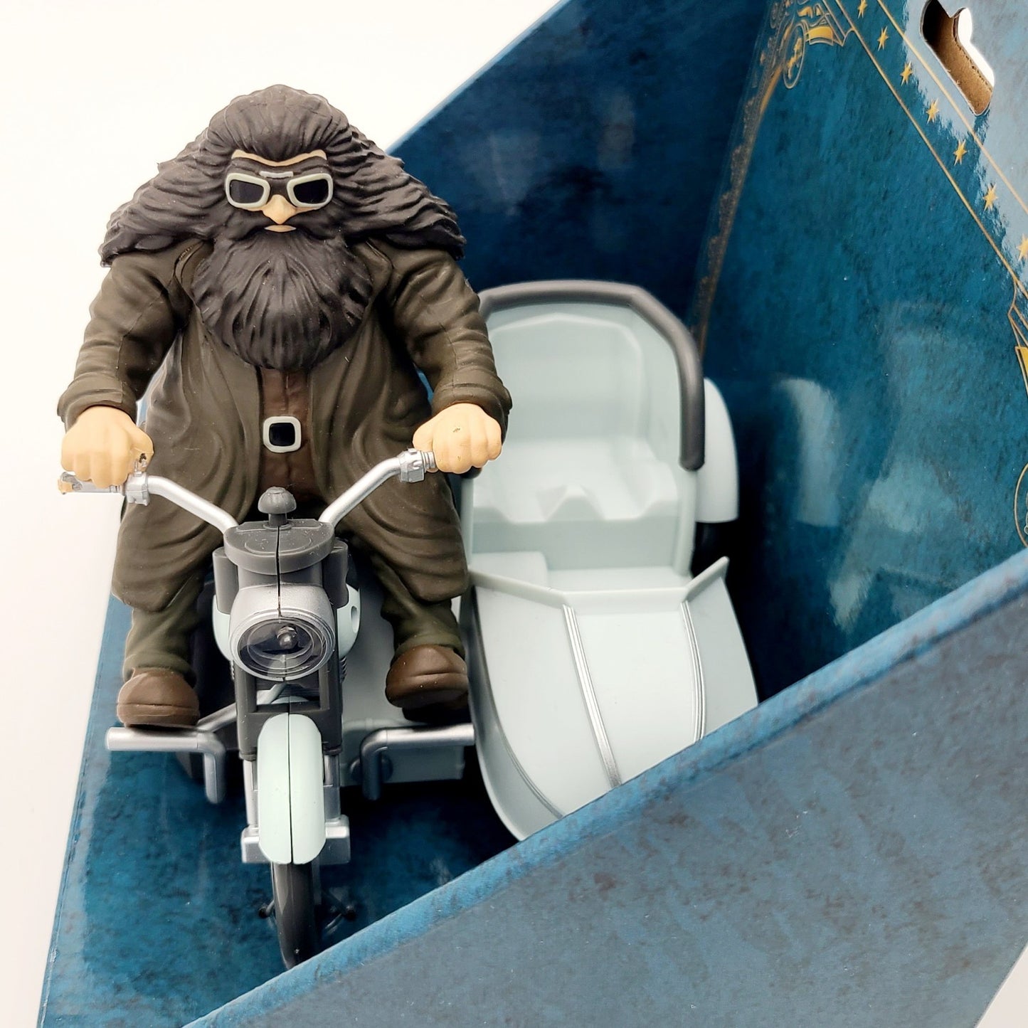 Universal Studios Wizarding World of Harry Potter Rubeus Hagrid Pull Back Toy