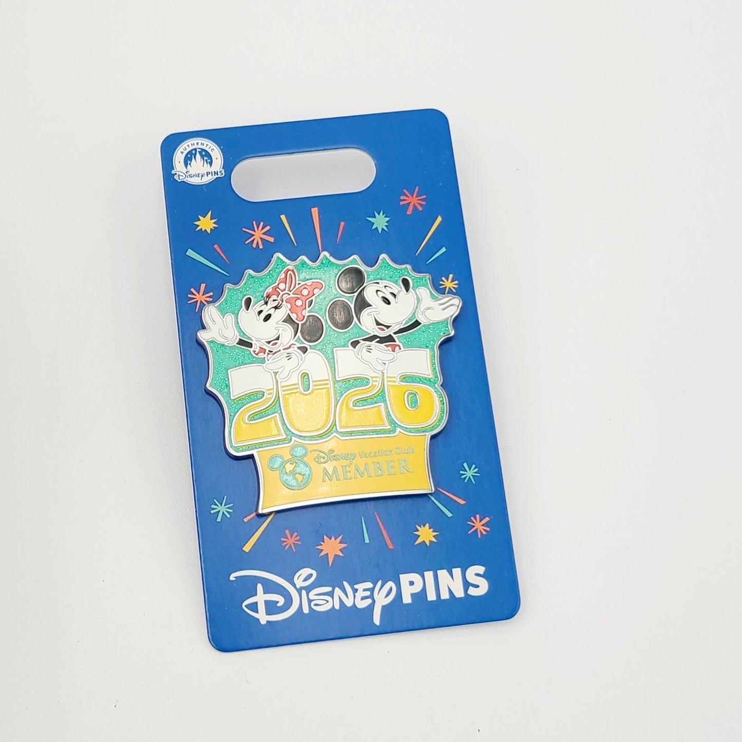 *2026 DVC Pin* Disney Parks Mickey & Minnie Mouse Disney Vacation Club Member