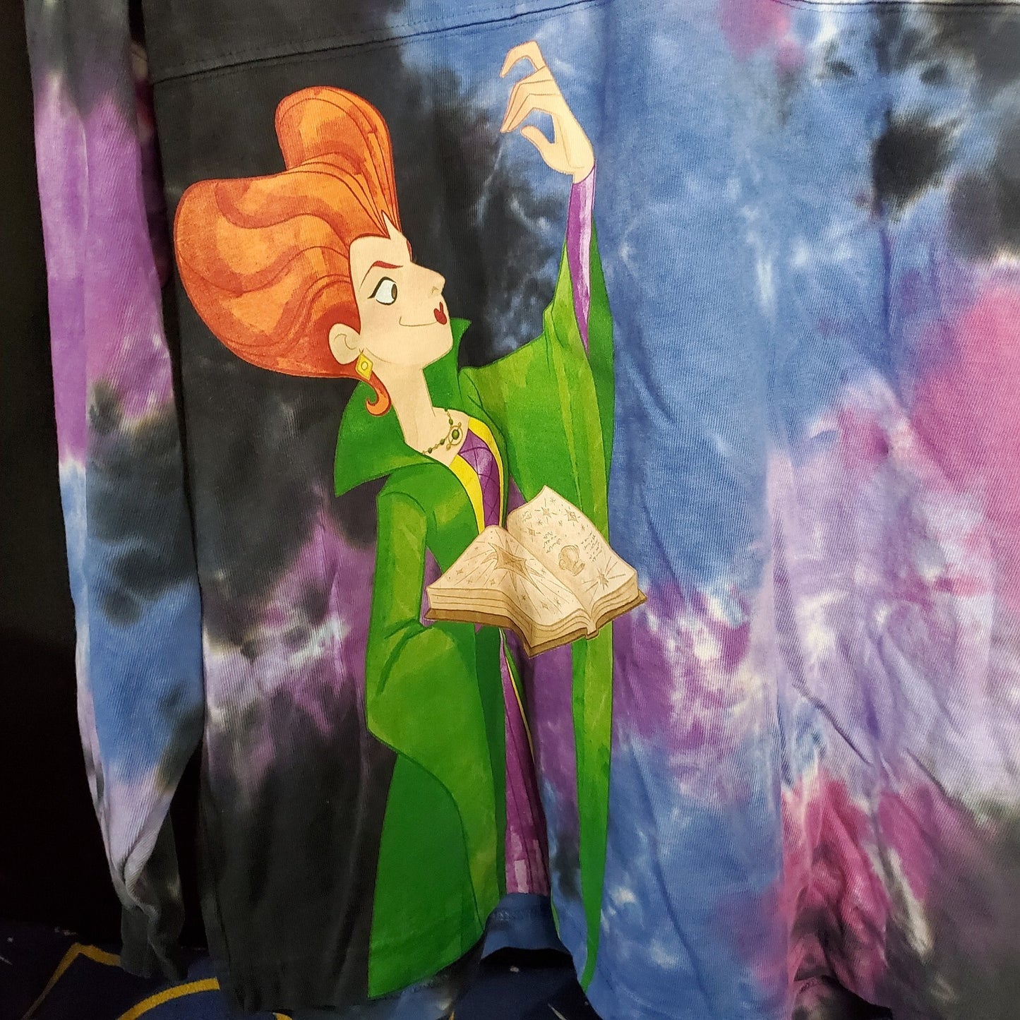 LARGE Hocus Pocus Spirit Jersey 2022 Disney Park Halloween Tonight We Fly L