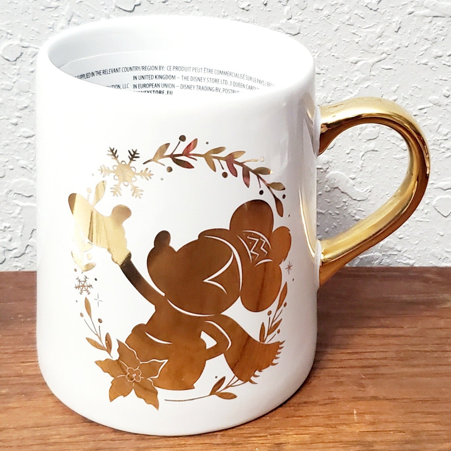 NEW Disney Parks Mickey & Minnie Mouse White & Gold 4.5" Mug Snowflakes Winter