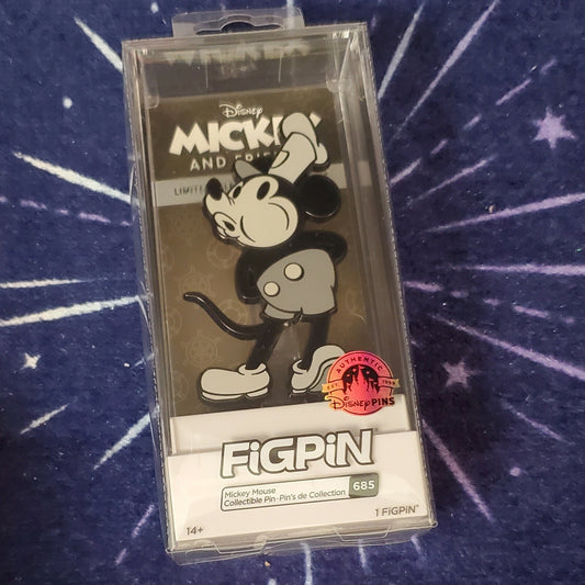 NEW Disney Parks 2022 FIGPIN 685 Steamboat Willie Mickey Pin Limited Release LR