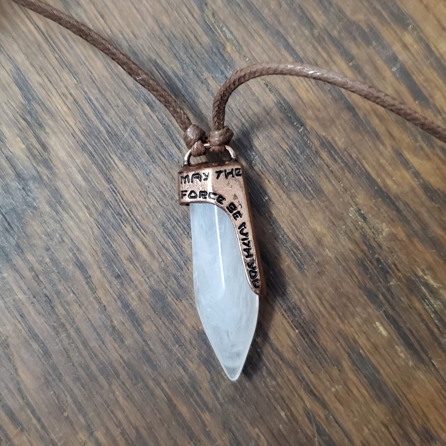 Disney World Star Wars Galaxy’s Edge White Kyber Crystal Necklace Dok-Ondar's