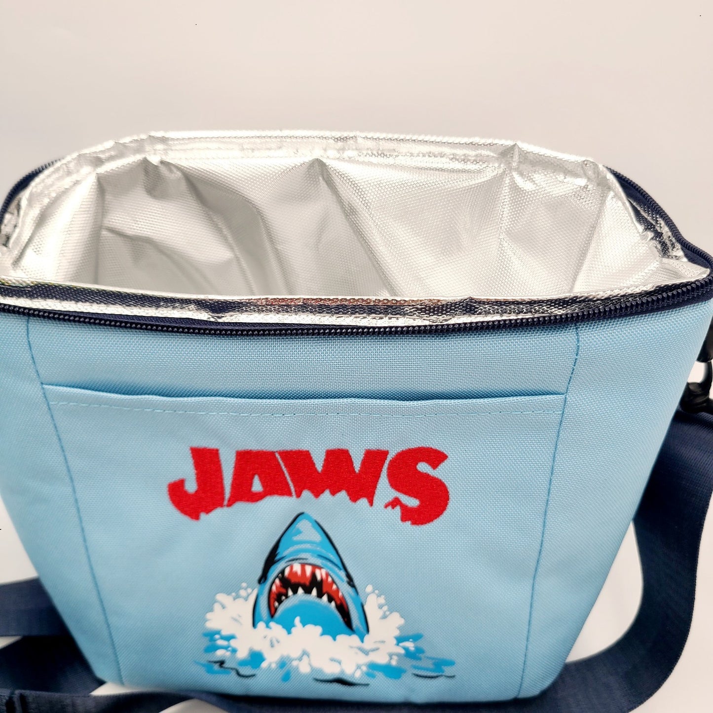 Universal Studios Jaws 50 Anniversary 6 Can Soft Cooler Blue Shark Insulated New