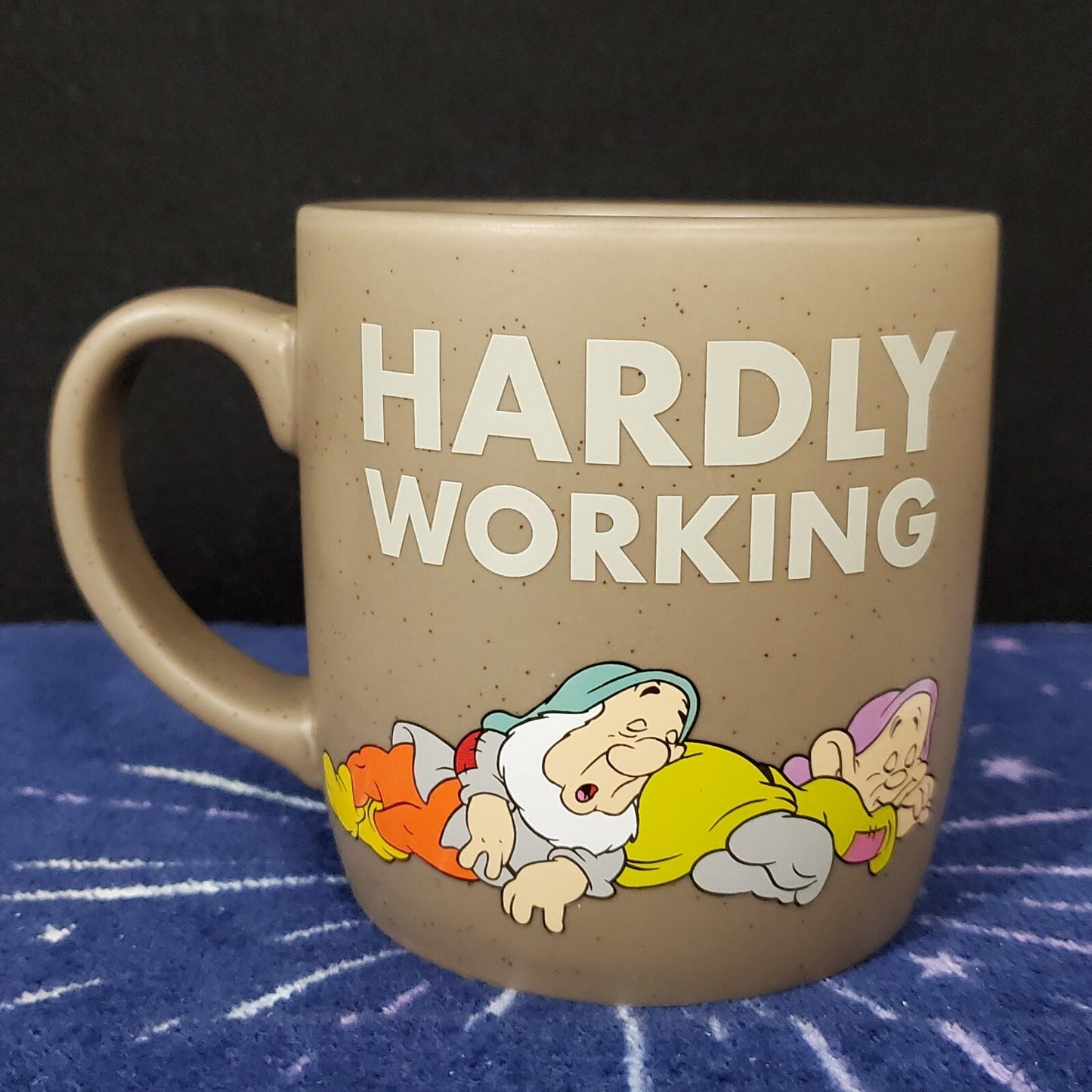 Disney Seven Dwarfs Working Hard Hardly Working Snow White Ceramic Coffee Mug