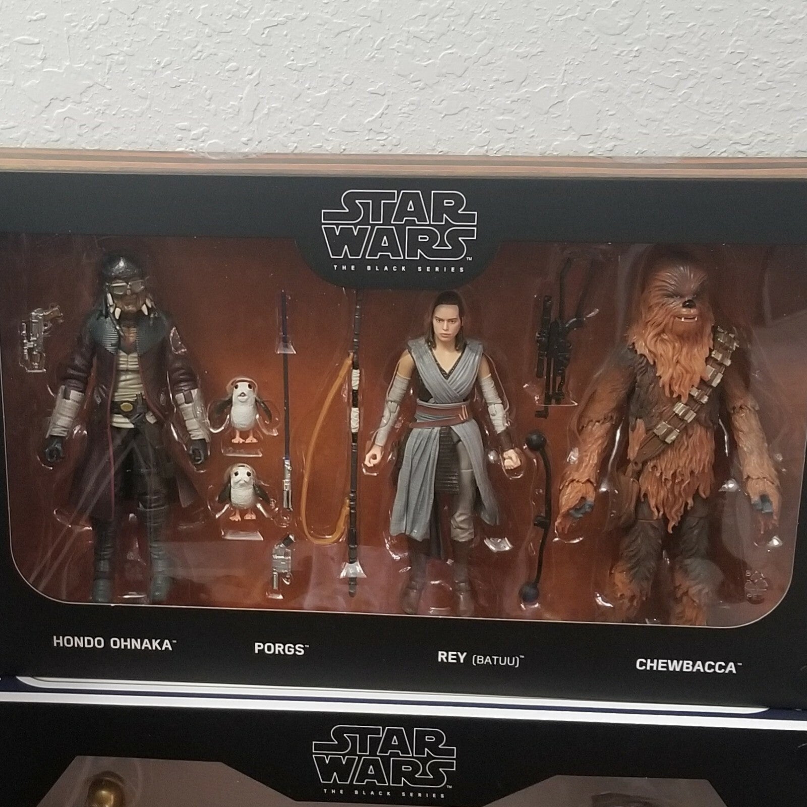 Disney Parks Star Wars Galaxy’s Edge Black Series Action Figures Smuggler’s Run