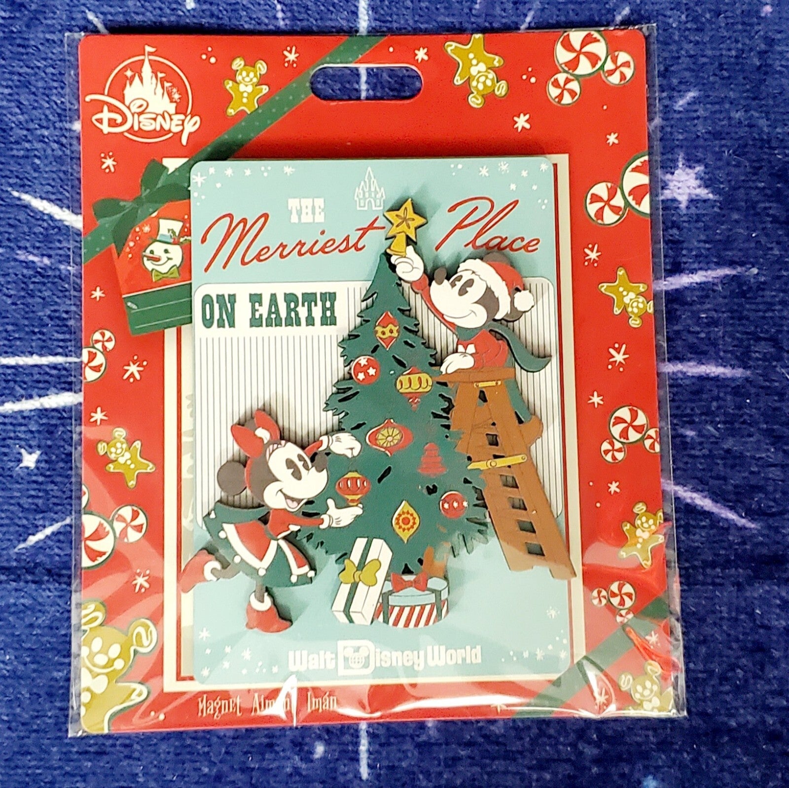 Magnet 2022 Walt Disney World Parks Christmas Happy Holidays Mickey Minnie Mouse