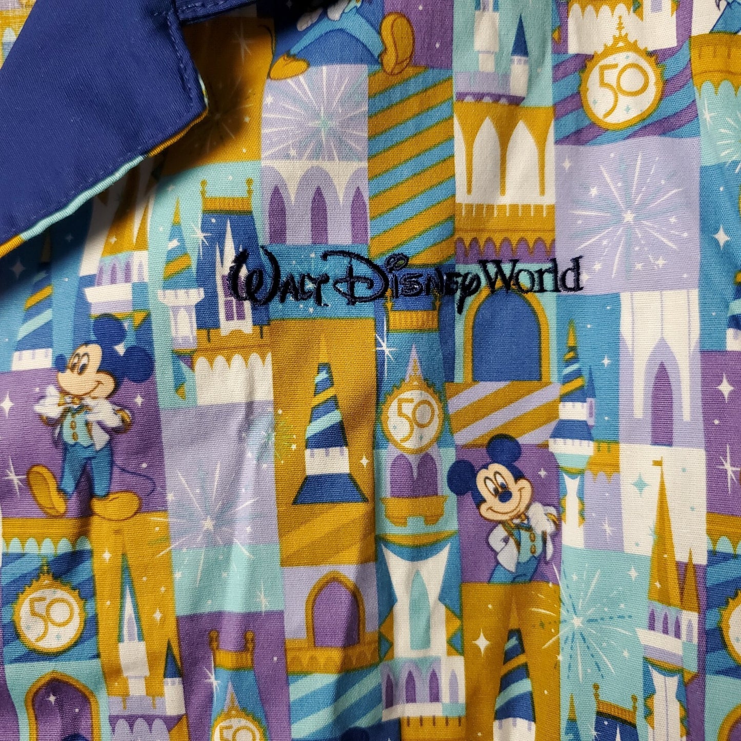 MEDIUM 2021 Walt Disney World 50th Anniversary Retro Bowling Camp Shirt Adult
