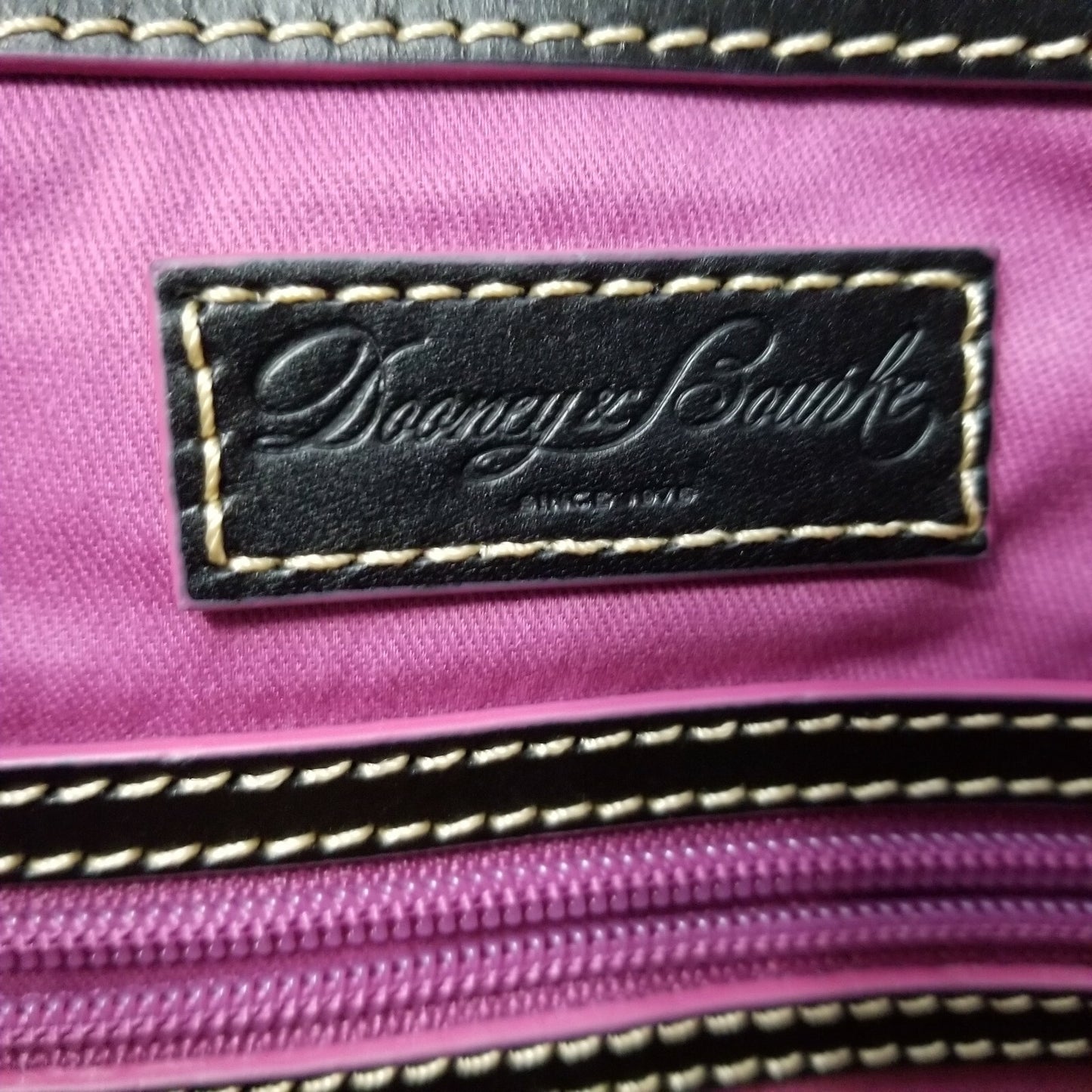 *Actual Bag* Disney Park EPCOT Food & Wine Festival 2020 Dooney & Bourke Satchel