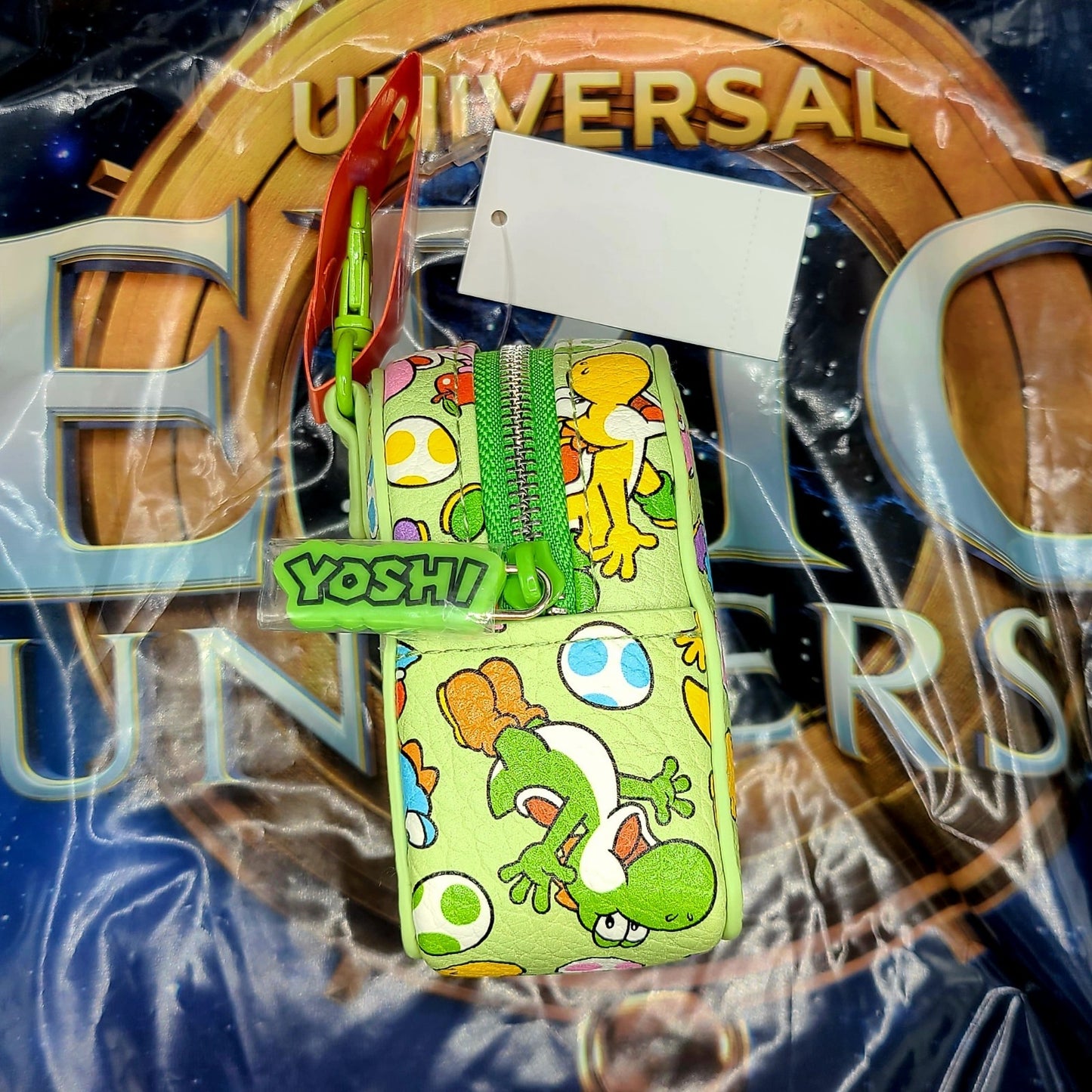 NEW Universal Orlando Epic Universe Super Nintendo World Yoshi Backpack Keychain