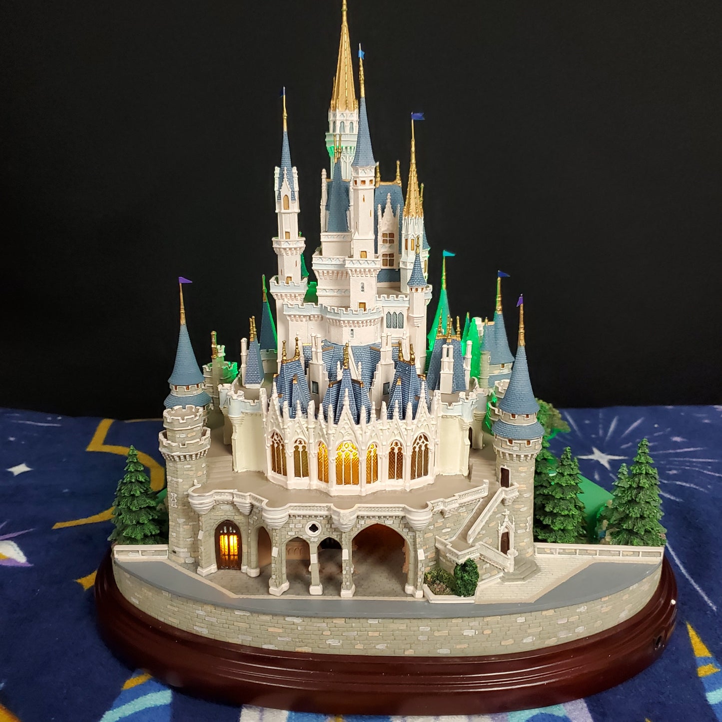 Walt Disney World Parks Olszewski Cinderella Castle Miniature Light Up Main St