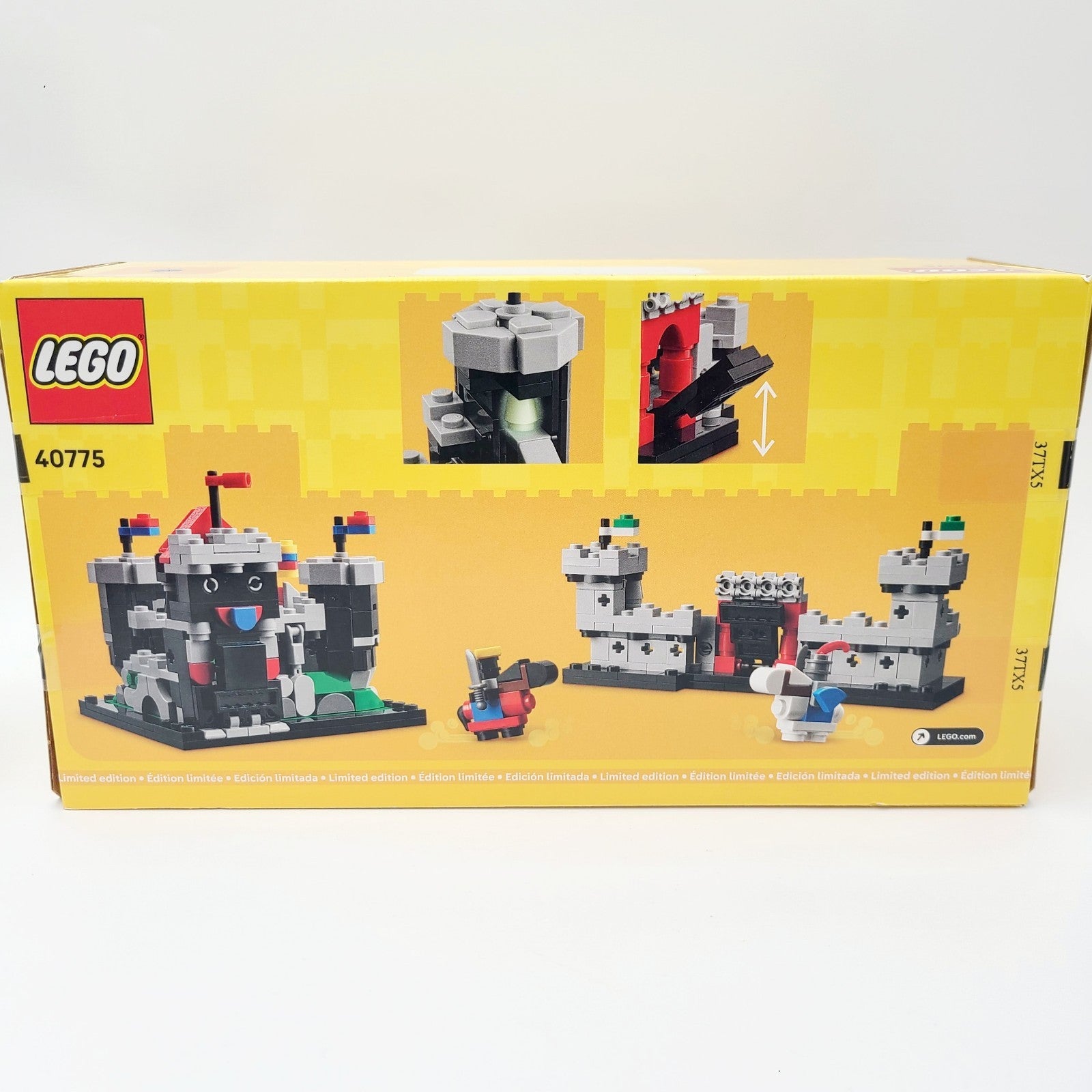 IN HAND LEGO 40775 Mini Knight’s Castle Exclusive Limited Edition Building Set