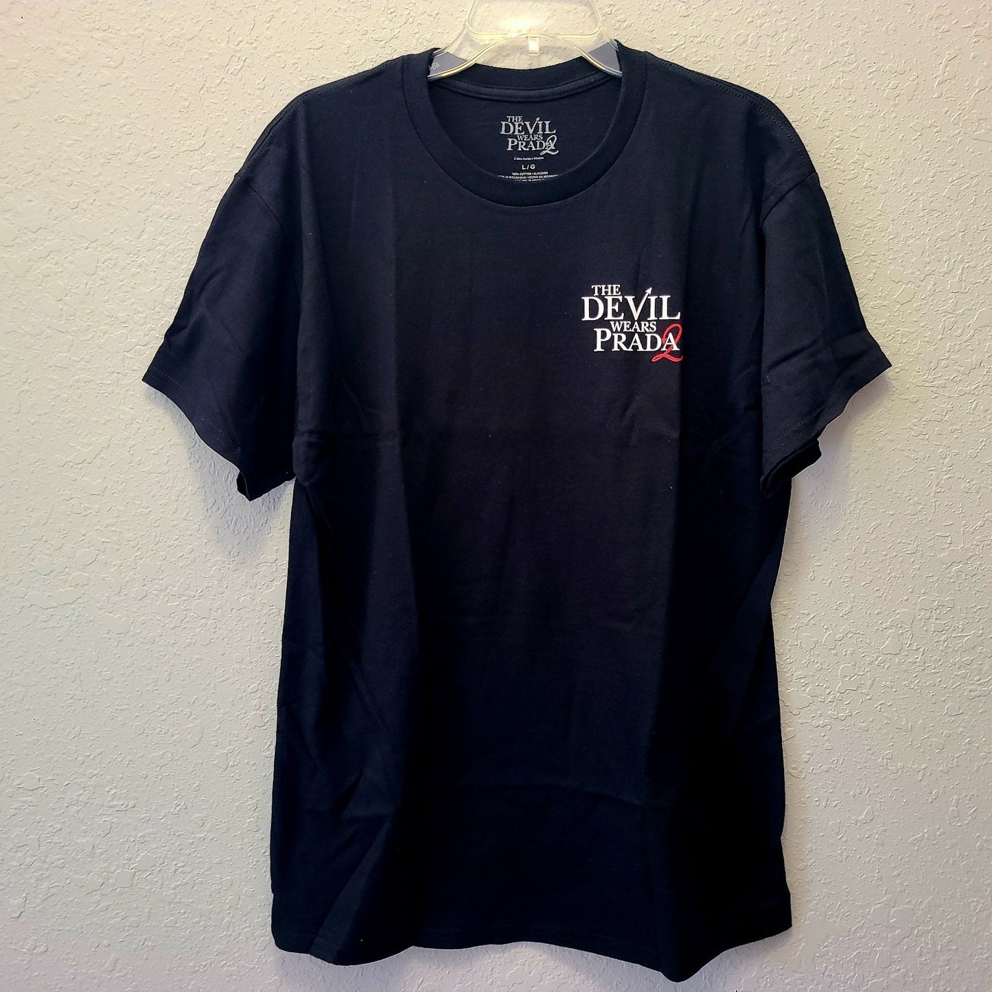 LARGE The Devil Wears Prada 2 Fashion Cinemark Movie Theater Black Tee T-Shirt