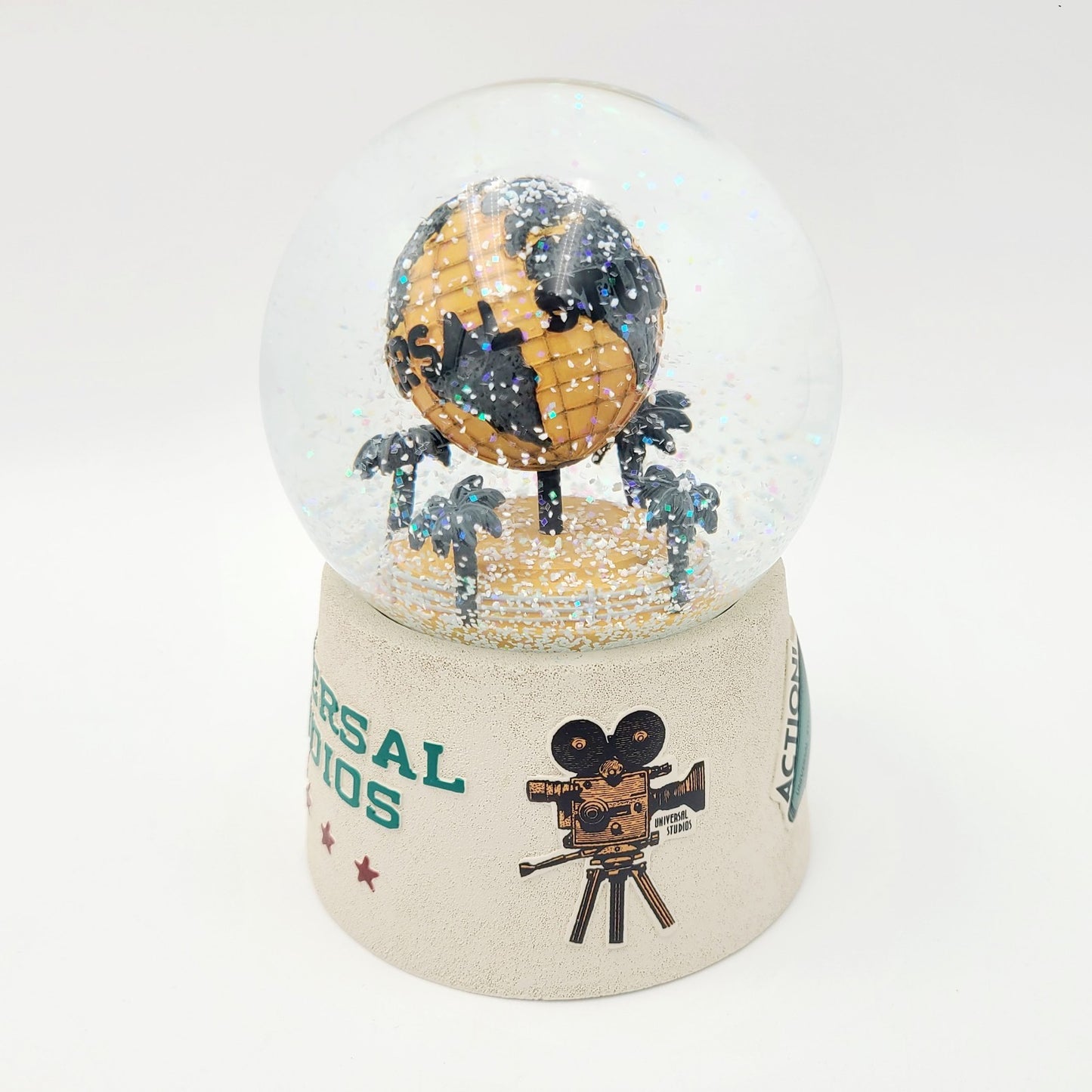 2026 Universal Studios Florida Water Snow Globe Theme Park Exclusive Souvenir