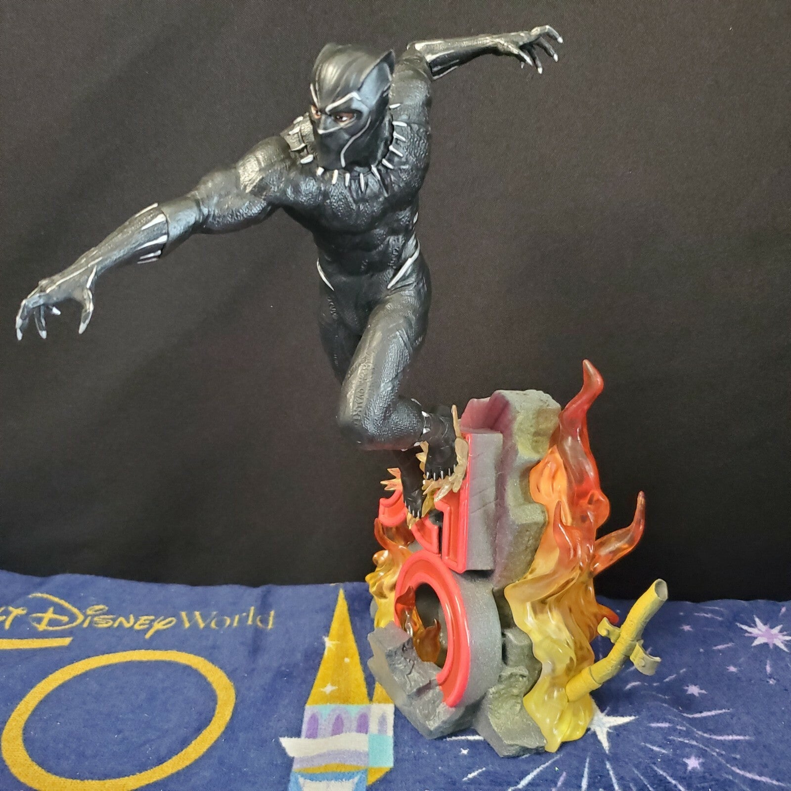 Disney Parks Marvel Black Panther 14" Figure Statue Diamond Select Toys Resin LE