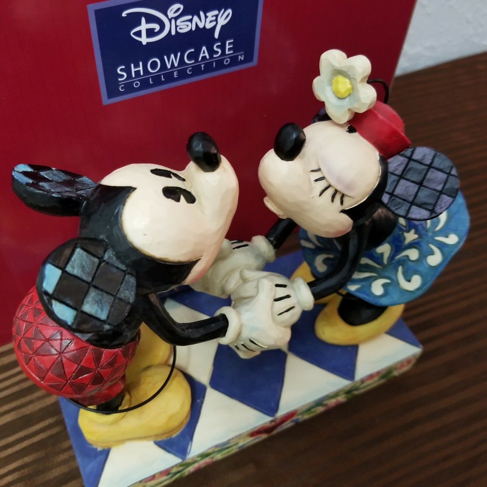Disney Parks Traditions Jim Shore Mickey & Minnie "Smooch for My Sweetie" Kiss