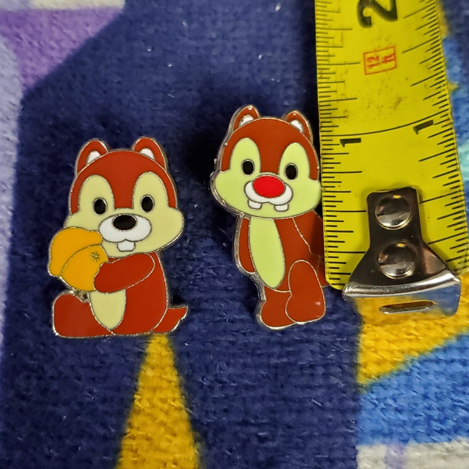 *Set of 2 CHIP N' DALE Pins* WDW Disney Parks Cute Characters Chipmunk Nut Acorn