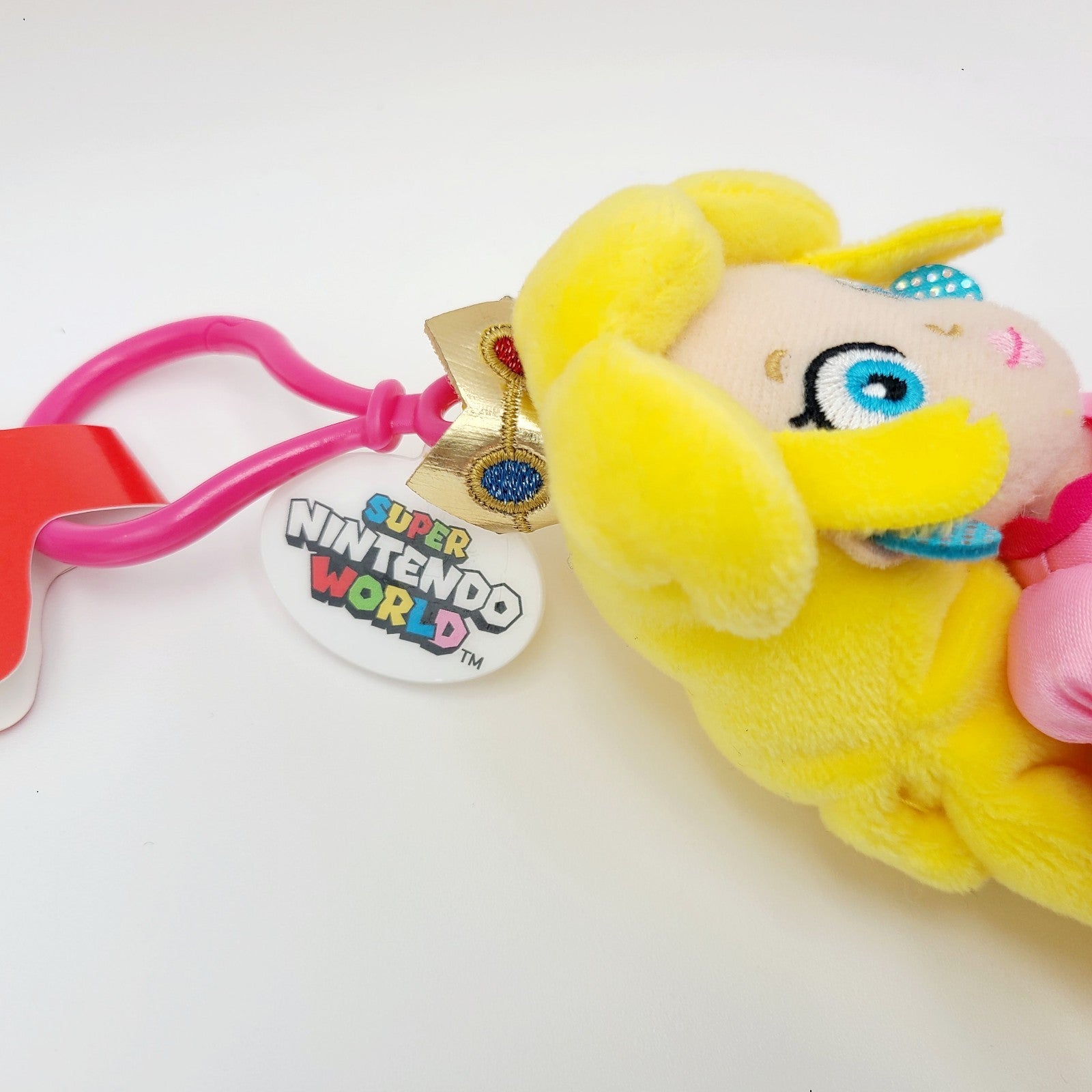 Princess Peach Plush Keychain Universal EPIC Universe Super Nintendo World NEW