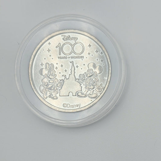 *Mickey Minnie Coin & Case* Disney Park 100 Years Silver Metal Medallion Castle