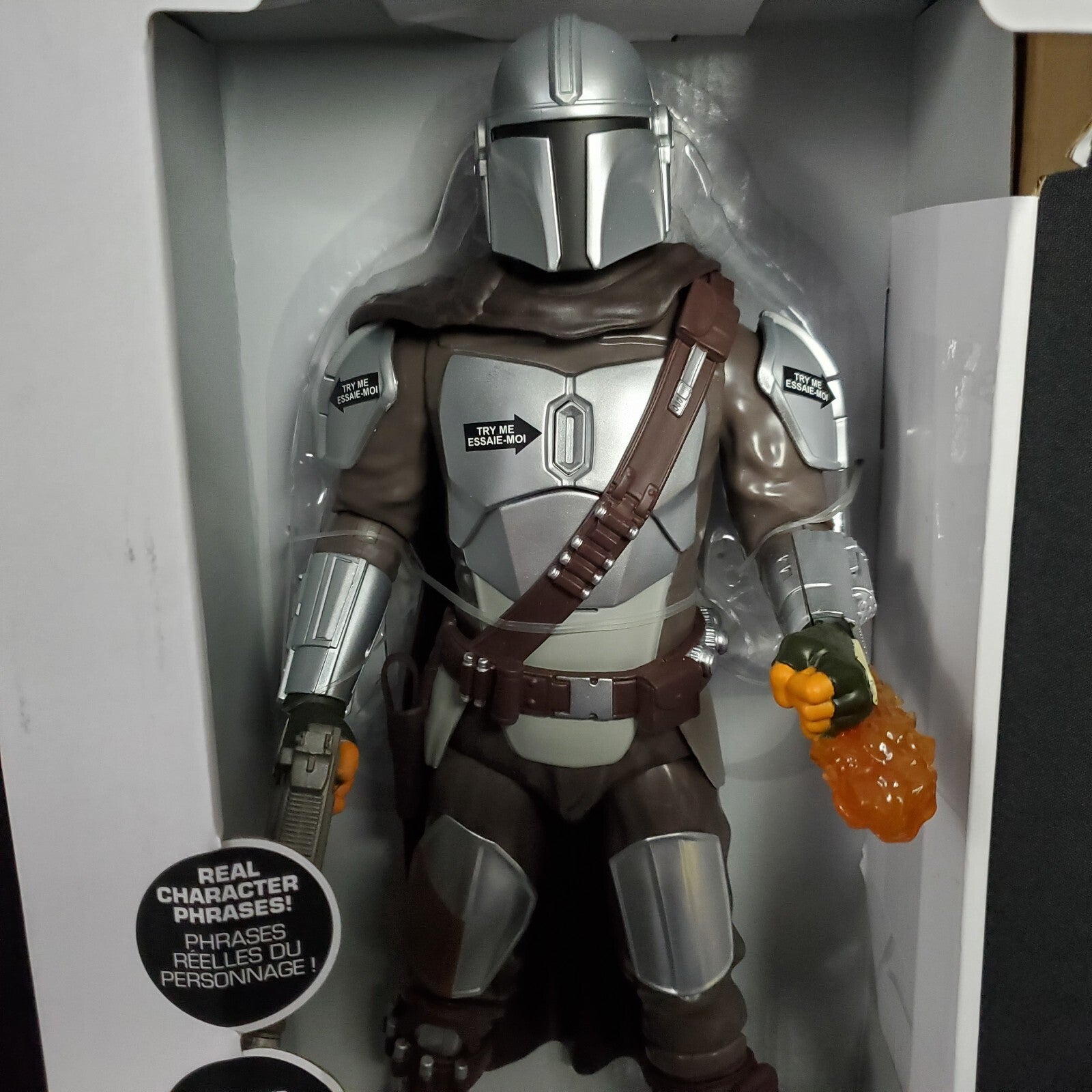 Star Wars Mandalorian 13.5" Inch Talking Action Figure Disney Store Exclusive