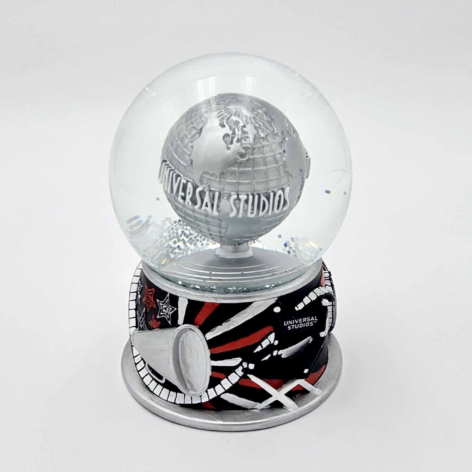 Universal Studios Orlando Silver Snowglobe Theater Production Movies Water Globe