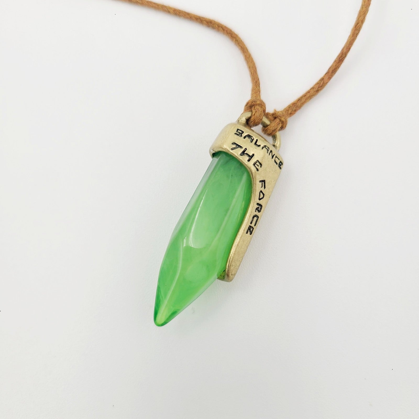 Disney Parks Star Wars Galaxy’s Edge Dok-Ondar's GREEN Kyber Crystal Necklace