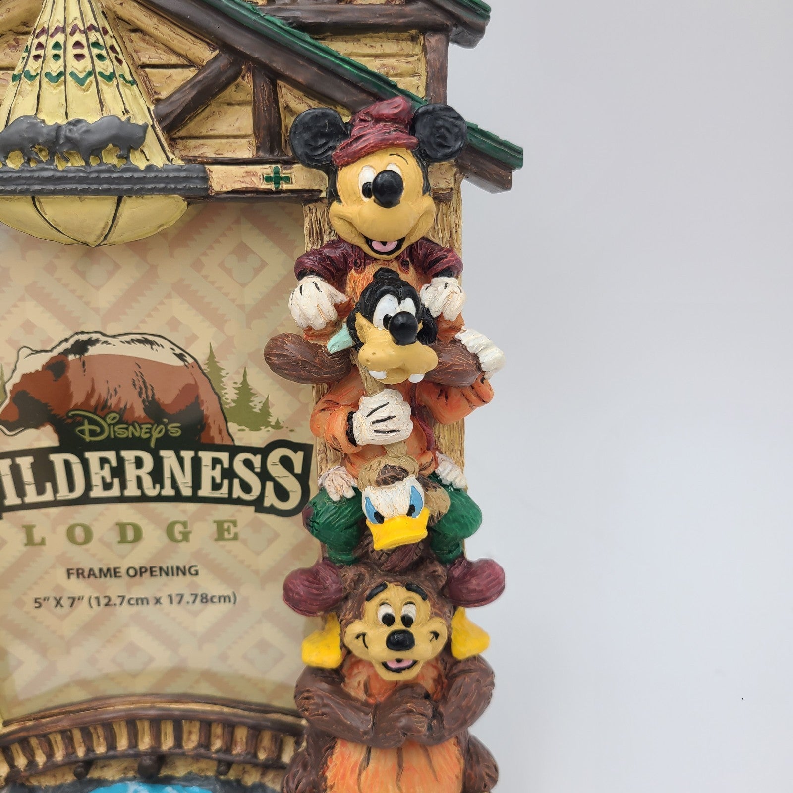 Disney Park Wilderness Lodge Resort Mickey Donald Goofy Totem Pole Picture Frame