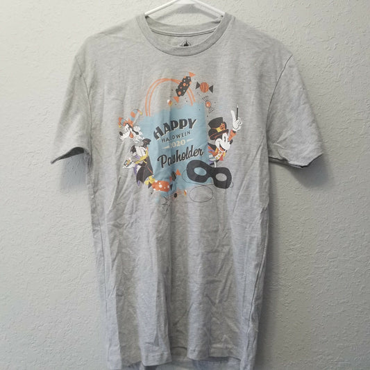 MEDIUM Disney Parks 2020 Annual Passholder AP Happy Halloween Mickey Mouse Shirt