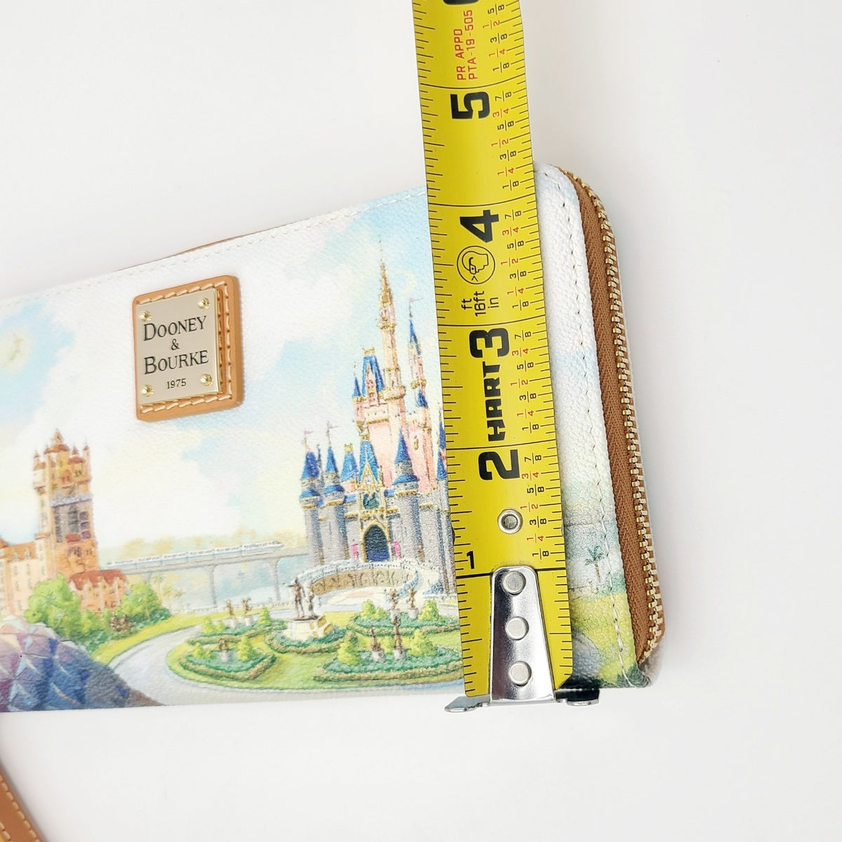 IN HAND 2026 Walt Disney World Parks 55th Anniv Dooney & Bourke Wallet Castle