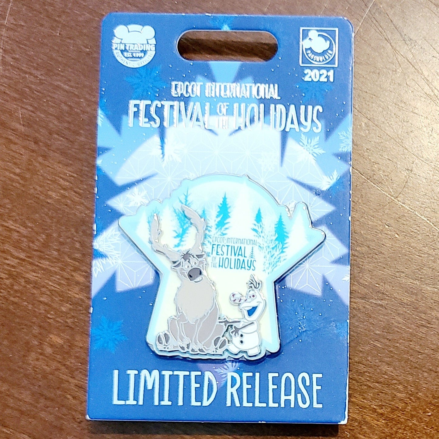 Disney Parks 2021 EPCOT Festival Of Holidays Passholder LR Pin Sven Olaf FROZEN