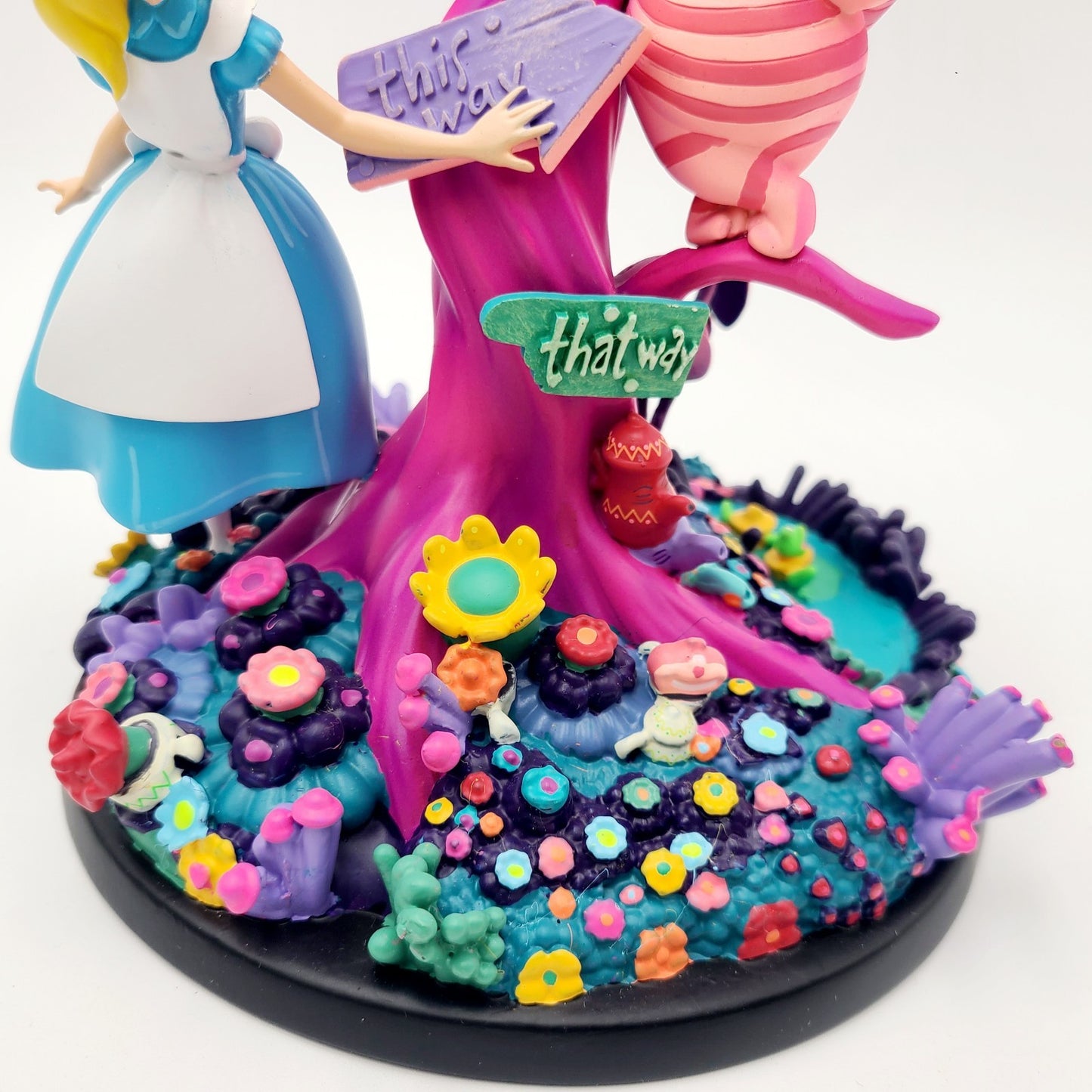 NEW Walt Disney World Parks Alice in Wonderland Glow-in-the-Dark Figurine Figure