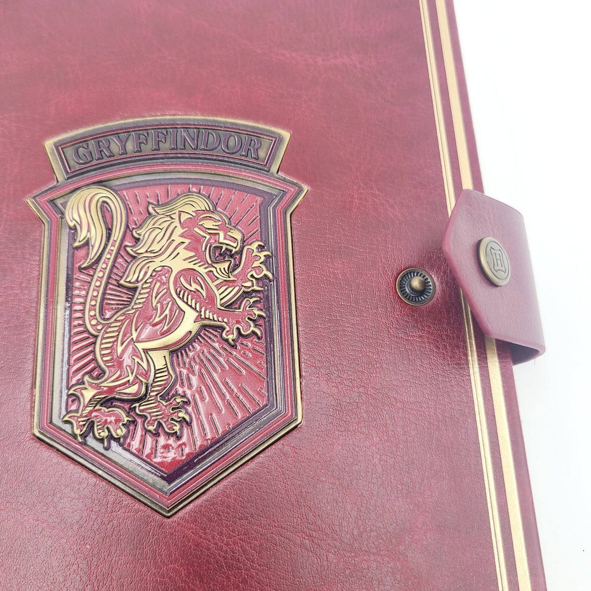 Universal Studios Harry Potter Gryffindor House Crest Red Journal NEW Exclusive
