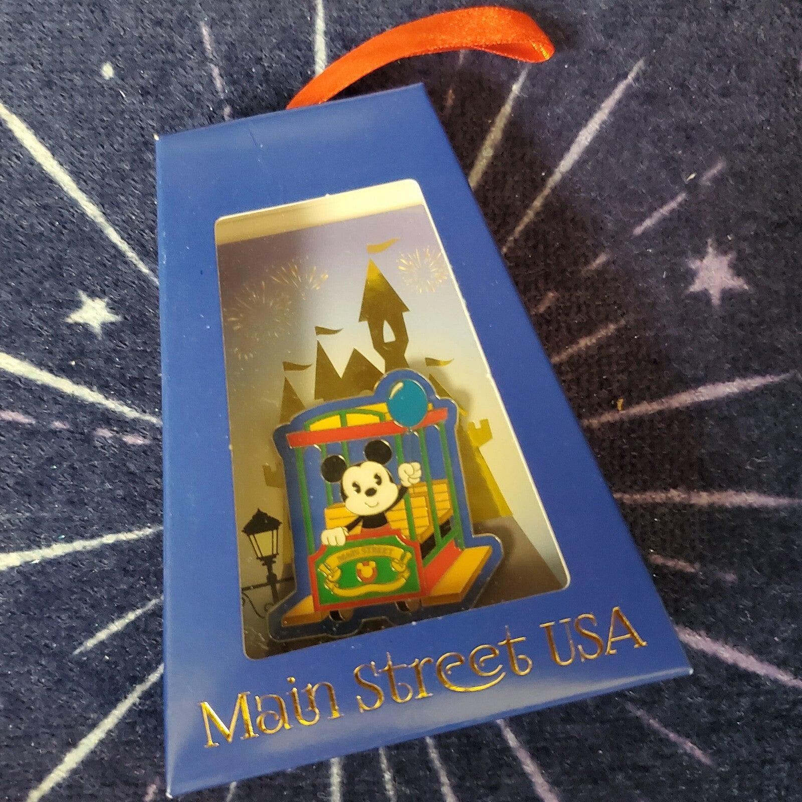 *Ornament Box & Pin* Disney Parks Main Street USA Mickey Mouse Christmas 2021