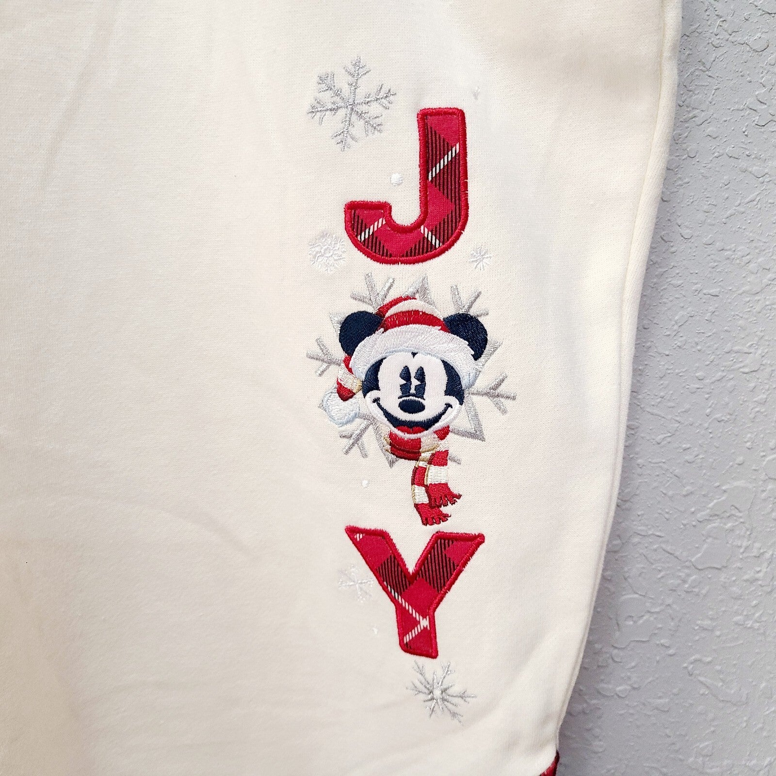 1X Disney World Parks Christmas Mickey Jogger Sweatpants NEW 2021 JOY Snowflake