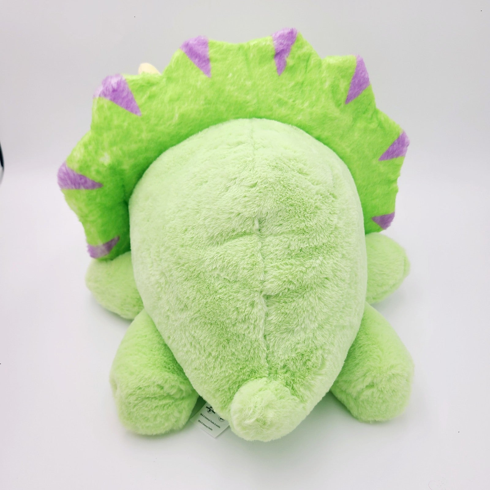 NEW Universal Studios Jurassic Park World Sleeping Triceratops Green Plush Toy