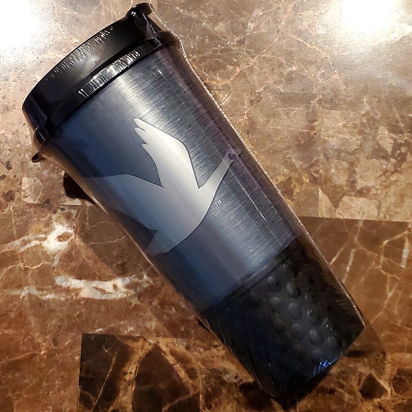 WAWA Official Travel Tumbler With Lid 20 oz Coffee Cup Gray Black Insulated Mug
