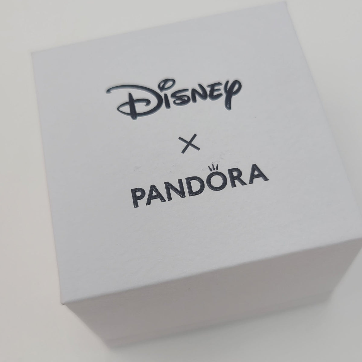 2026 Walt Disney World Parks Pandora Halloween Chip & Dale Hide & Eek Charm New