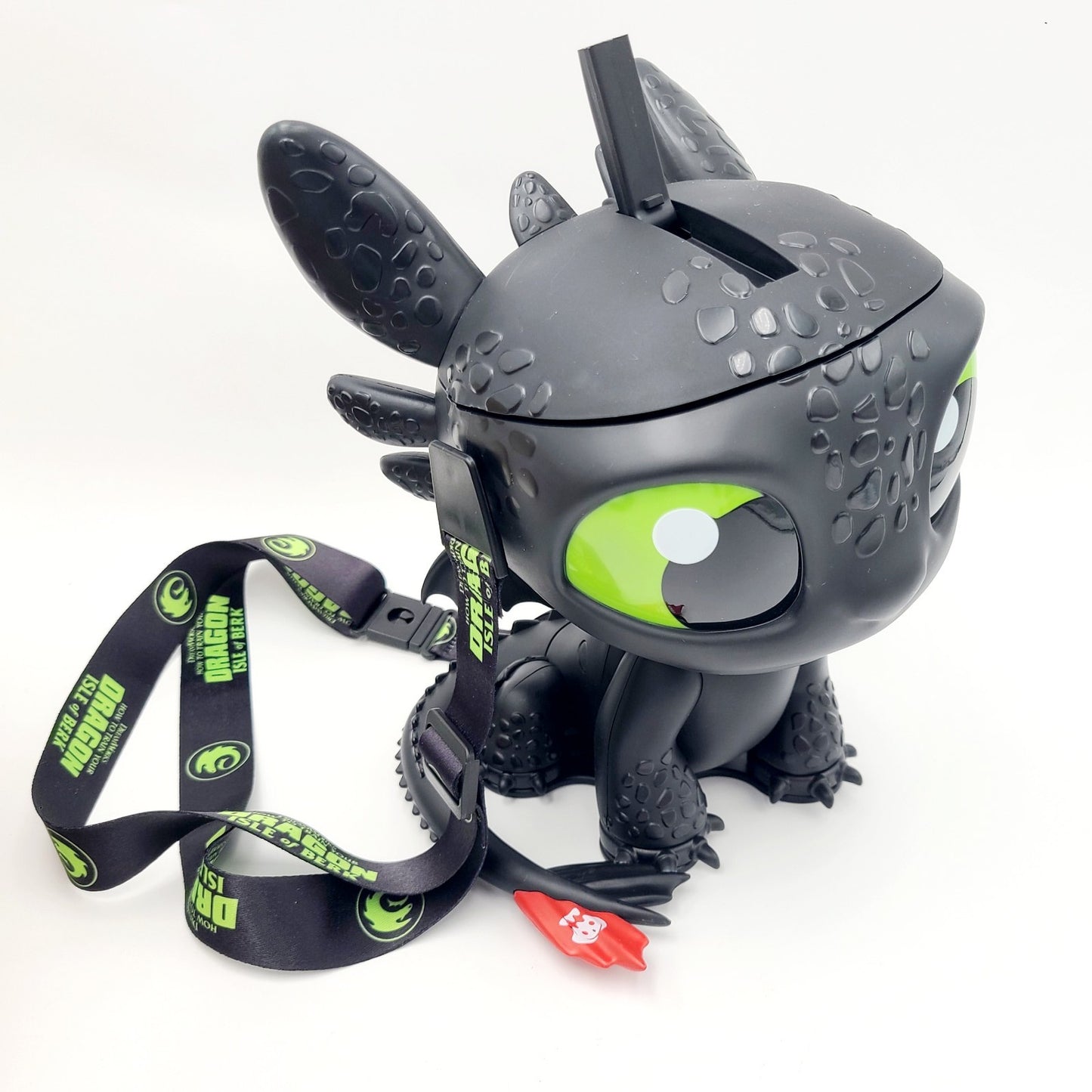 *SIPPER* 2025 Epic Universe Universal How To Train Your Dragon Toothless Drink