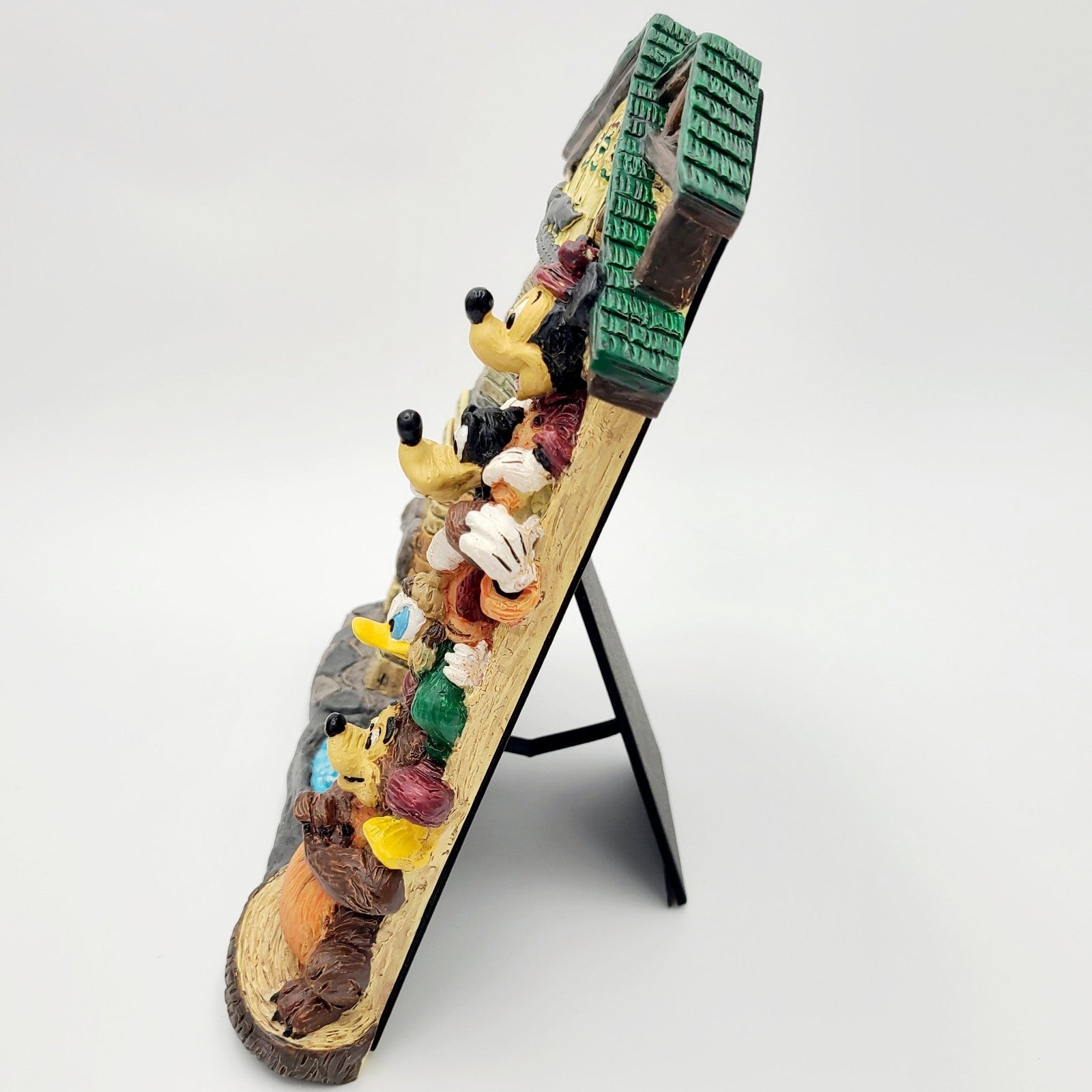 Disney Park Wilderness Lodge Resort Mickey Donald Goofy Totem Pole Picture Frame