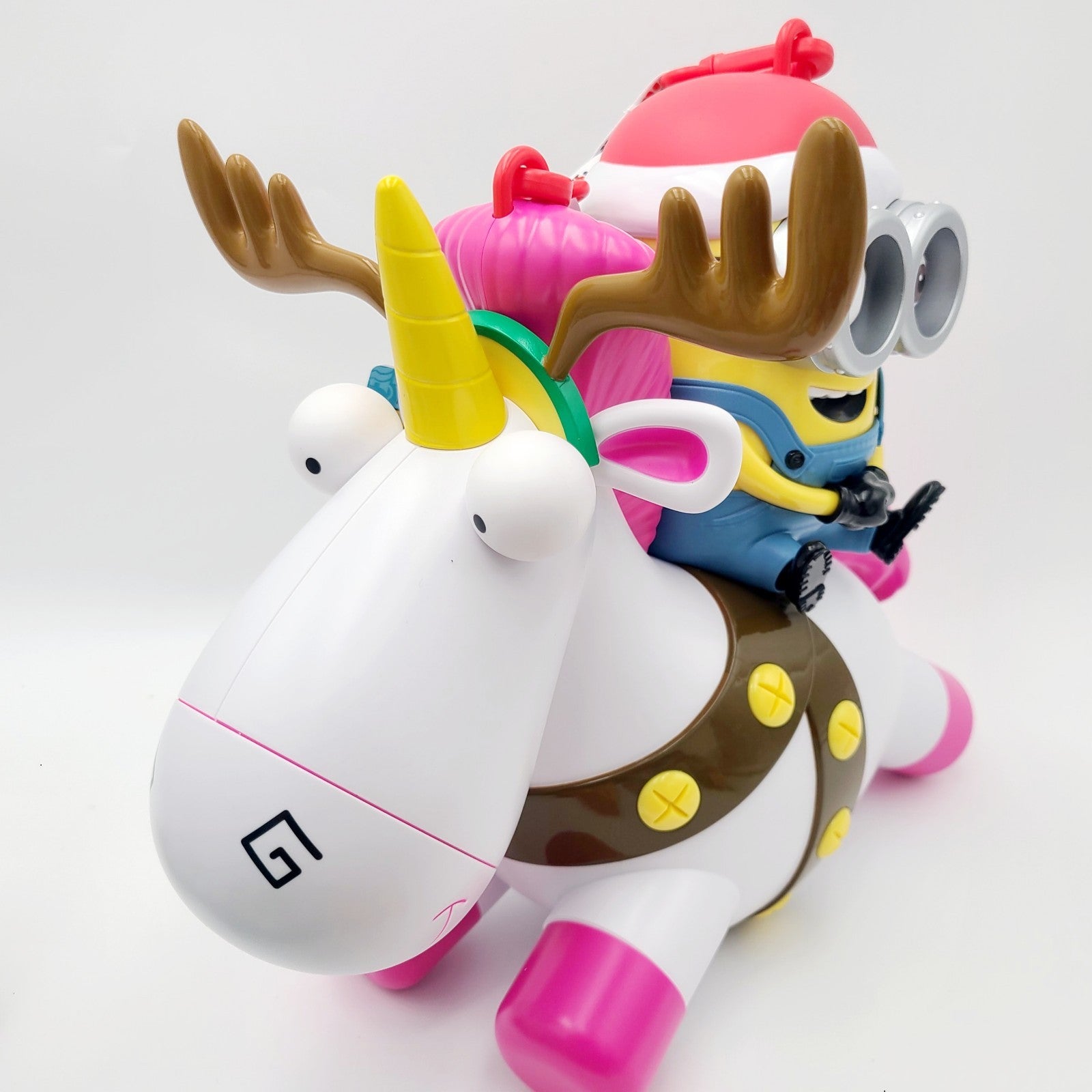 Universal Studios Despicable Me Santa Minion Unicorn Christmas Popcorn Bucket