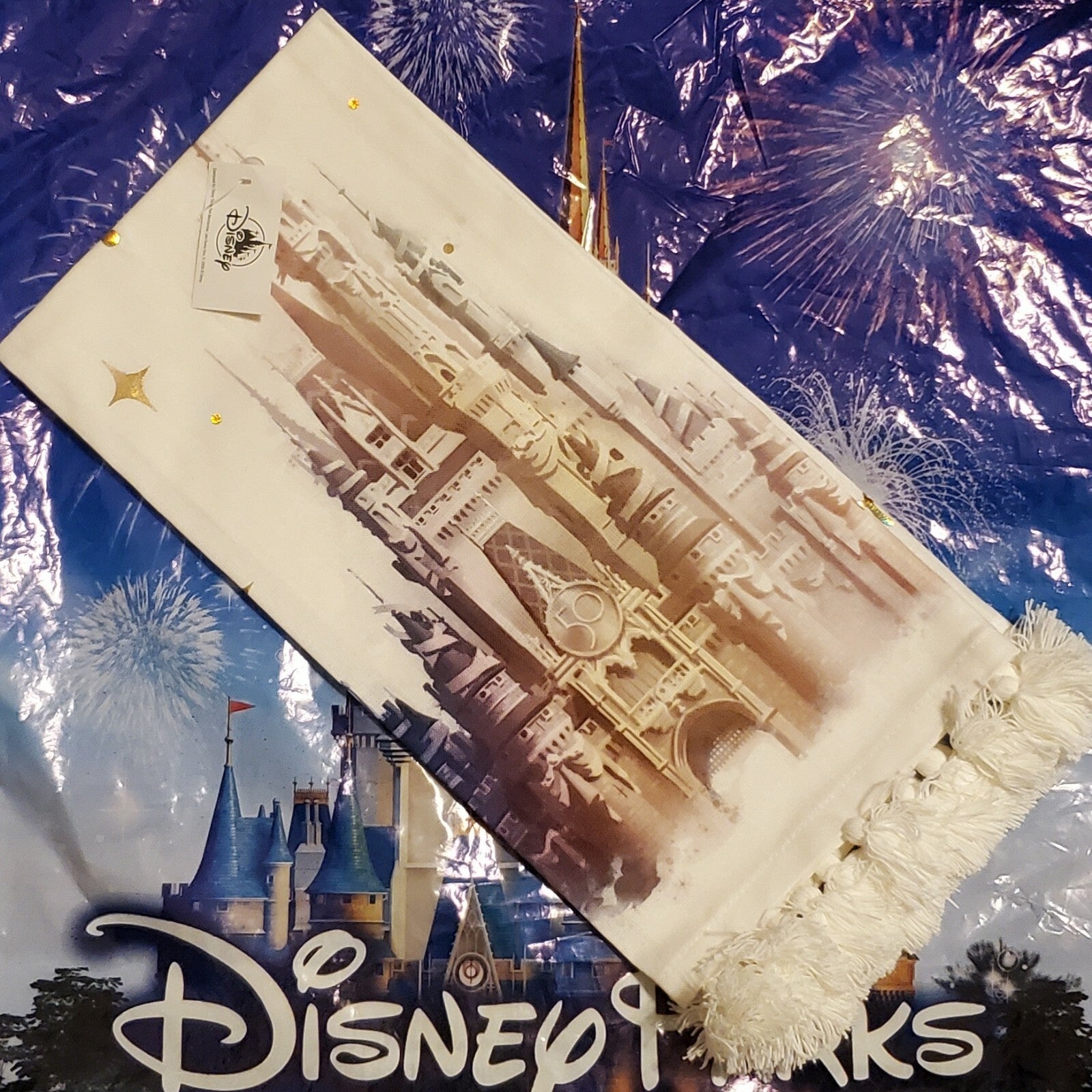 2021 Walt Disney World Park 50th Anniversary Castle Kitchen Hand Towel WDW NEW