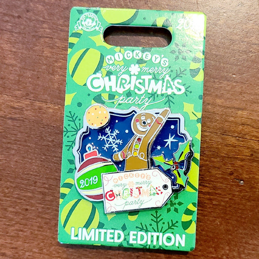2019 Disney Parks Mickey's Very Merry Christmas Party Gingerbread Limited Pin