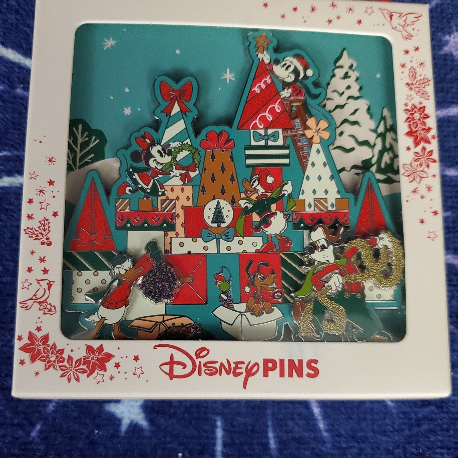2022 Disney Parks Holidays Christmas Castle Mickey Minnie Donald Mini Jumbo Pin