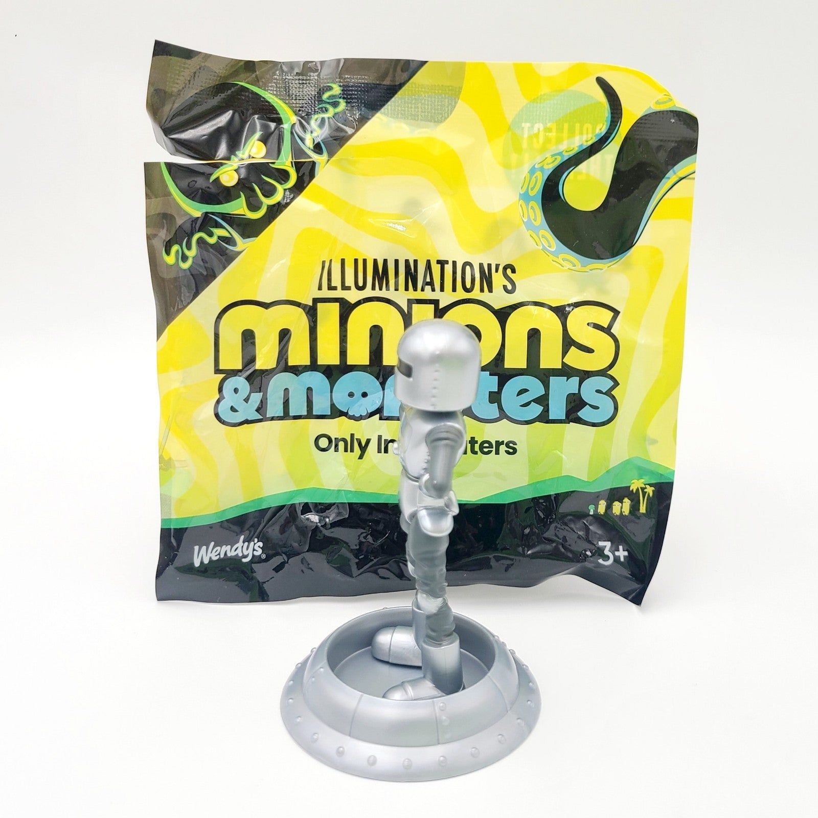 *Dort* 2026 Wendy’s Illuminations Minions & Monsters Happy Meal Figure Opened